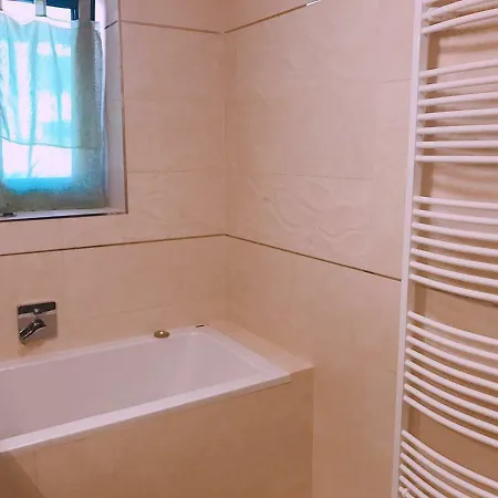 Gasthof Newly Renovated For 2 People - Just 15 Minutes From The City Center! *